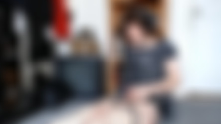 hoootie_hoo/01_vids/[ph][hoootie_hoo][2025.02.21][017][ph61310bc004034][horny_demon_incubus_blows_and_rides_a_dildo].mp4