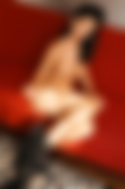 www.Errotica-Archives.com/0047 - Red Sofa/angel_s03_0029_l.jpg