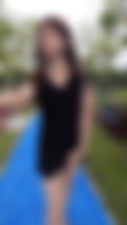 [ManyVids] Elia Blaine/Elia Blaine - 8 Outdoor Public Cumshots Compilation.m4v